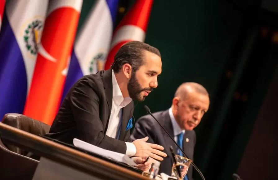 Nayib Bukele’den Cem Yılmaz’lı Paylaşım
