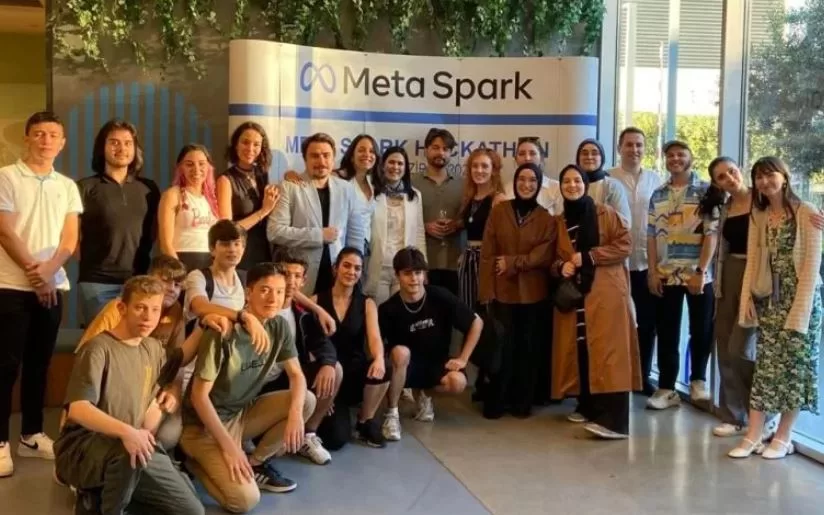 Sanat Ve Teknoloji Dünyasını Bir Arada